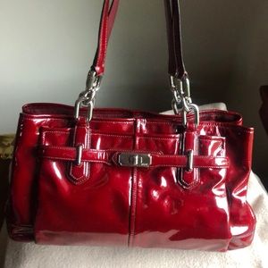 Red patent leather Coach shoulder bag